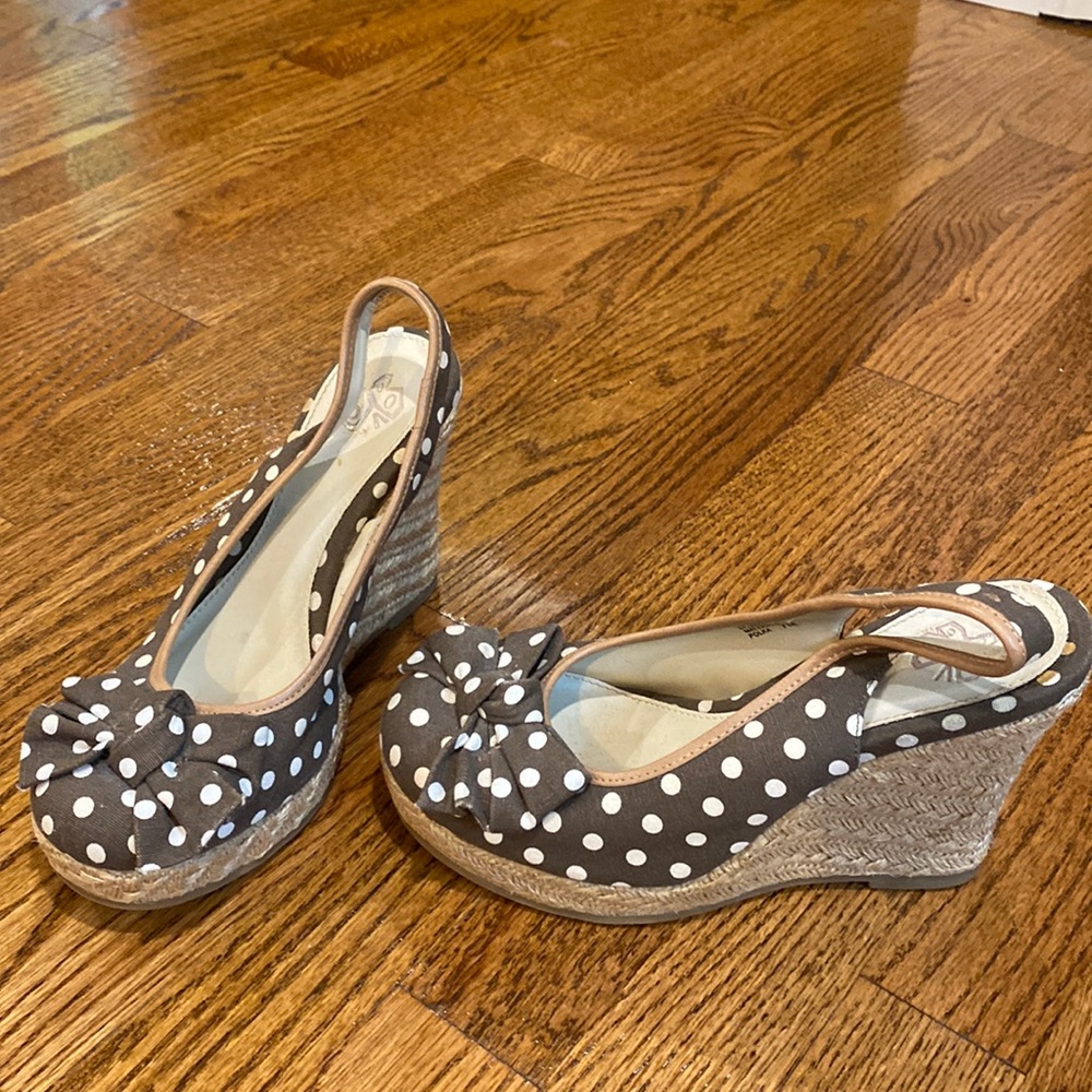 COPY - Size 7 polka dot bow wedges